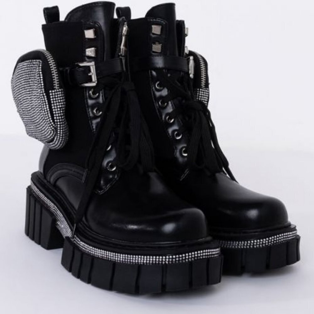 AZALEA WANG BRING ON A  LITTLE BLING CHUNKY BOOTIE IN BLACK ( BRAND NEW !!!! )